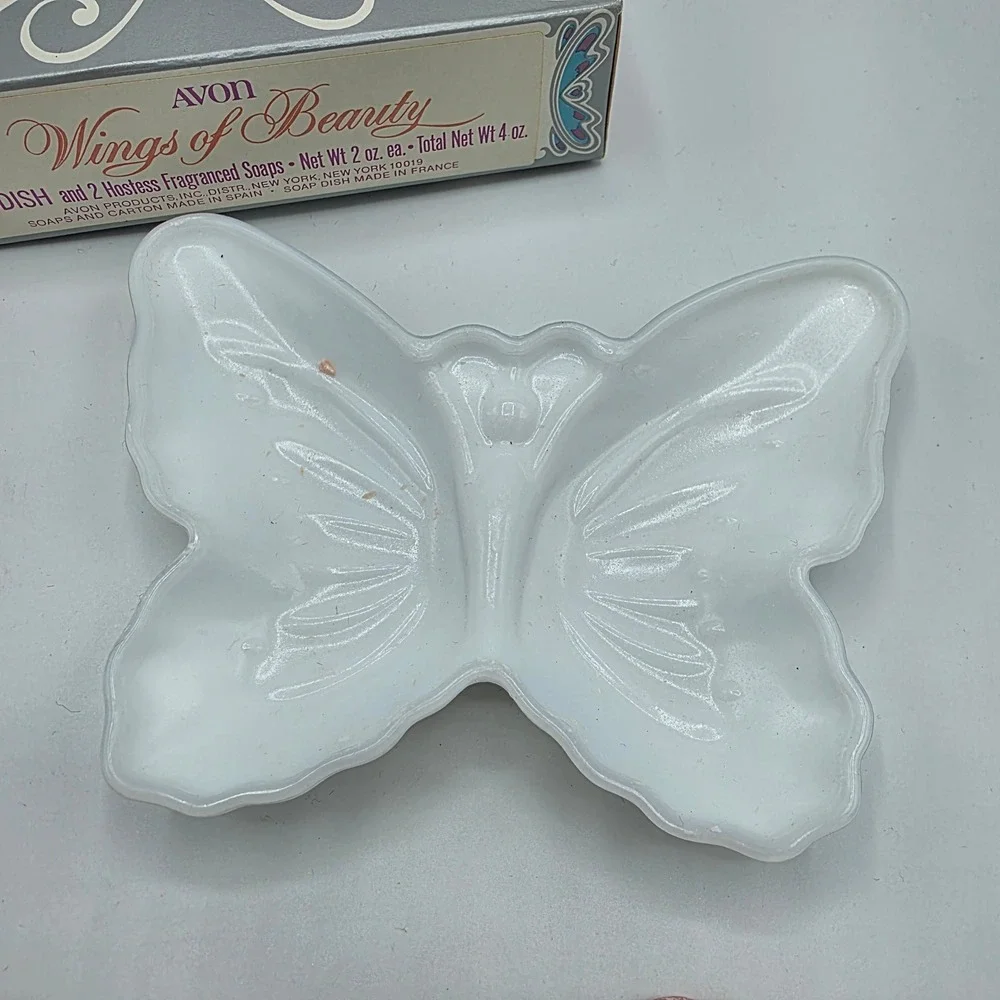 Avon Wings of Beauty Butterfly Glass Soap Dish Fragranced Soap Vintage Set OS